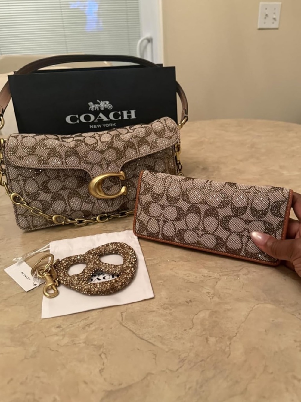 New Coach Signature Canvas Crystal Signature Jacquard Essential Slim Wallet - Picture 6 of 6